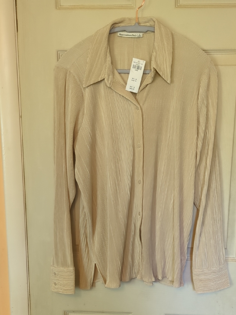 NWT Abercrombie Fitch Large Beige Plisse Button down Shirt